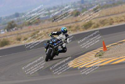 media/Sep-10-2022-SoCal Trackdays (Sat) [[a5bf35bb4a]]/Turn 11 (11am)/